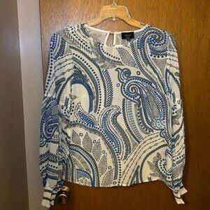 Vici Beautiful Blue Paisley Blouse Size L NWOT